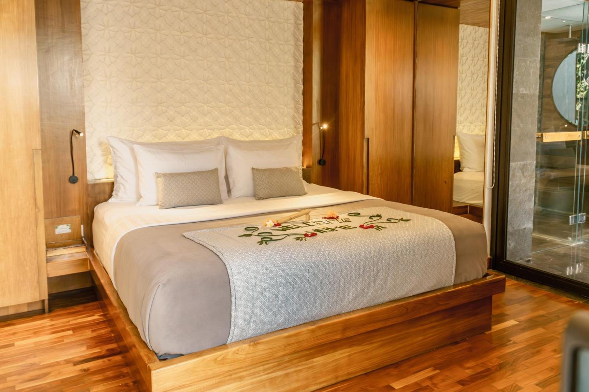 Ayona Villa Seminyak By Ini Vie Hospitality Экстерьер фото