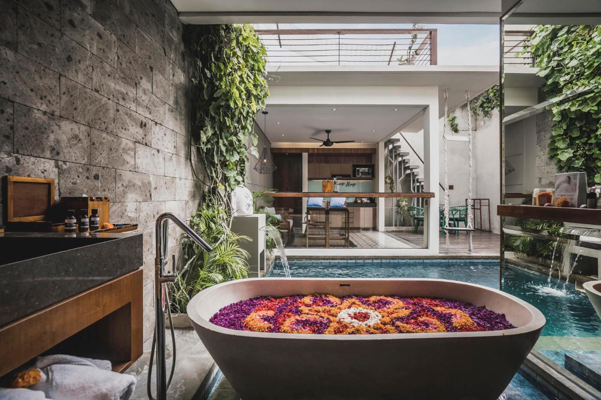 Ayona Villa Seminyak By Ini Vie Hospitality Экстерьер фото